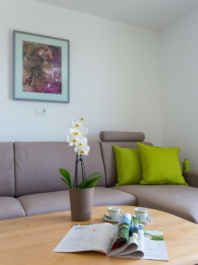 Apartment Maestral Poreč Dış mekan fotoğraf