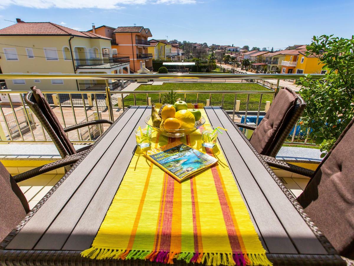 Apartment Maestral Poreč Dış mekan fotoğraf